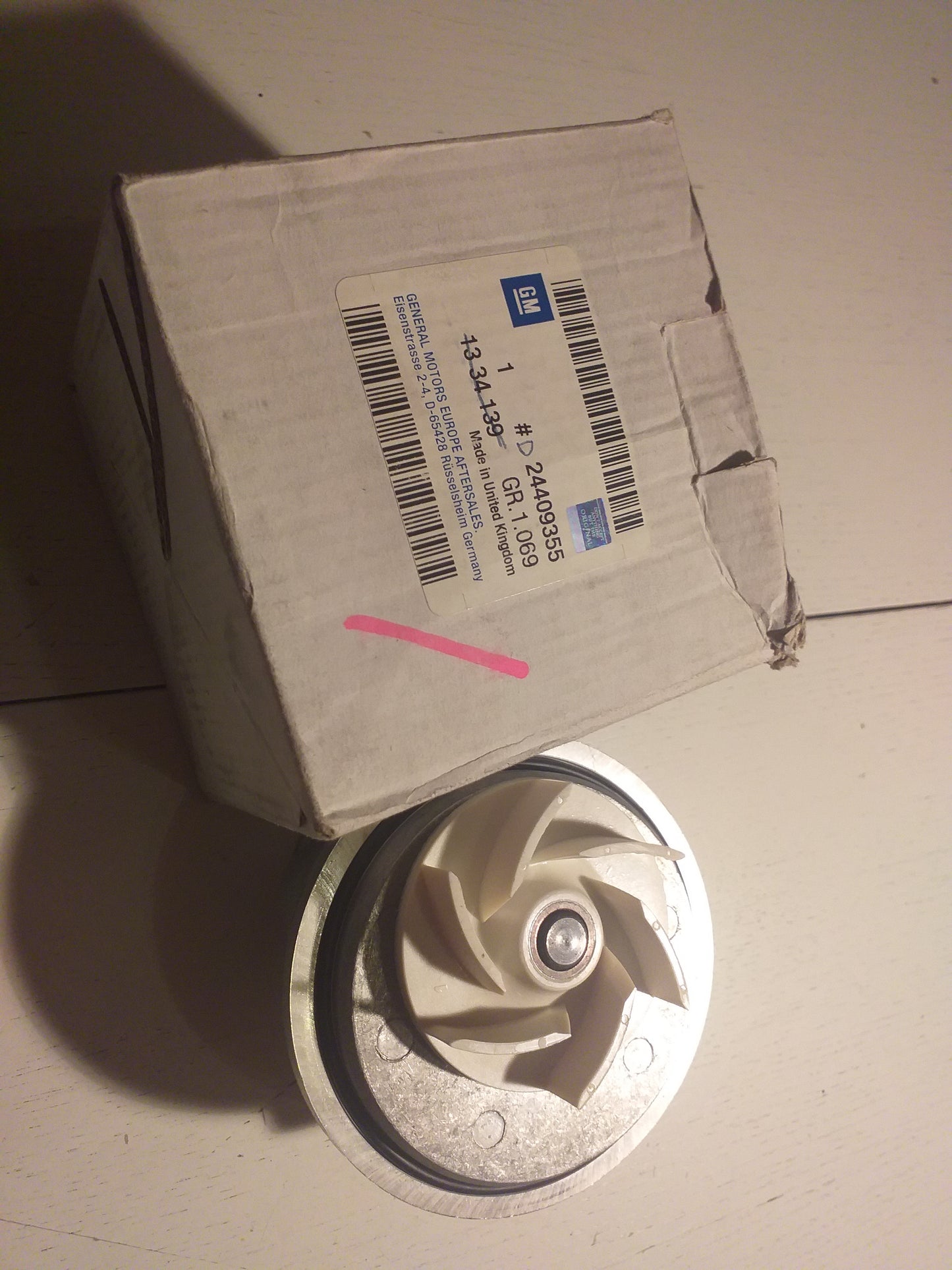 Astra G/H Omega B Vectra B Zafira A Wasserpumpe original GM Opel NEU