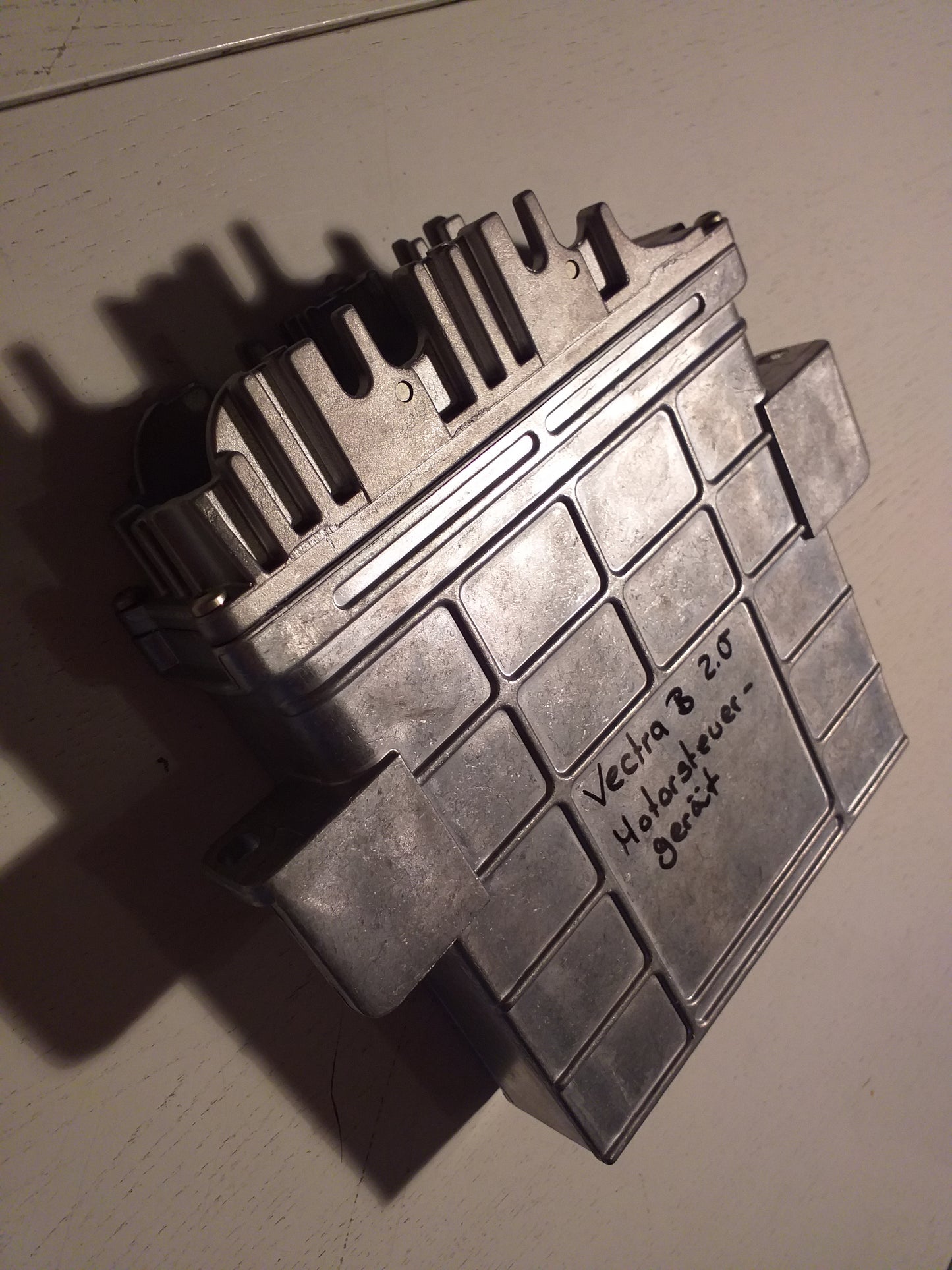 Vectea B 2.0 Motorsteuergerät original GM Opel NEU