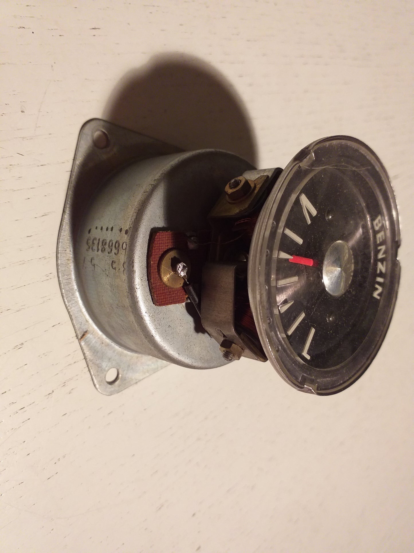 Rekord P1 Benzinuhr original Opel NEU
