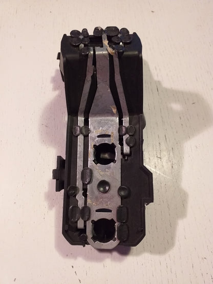 Corsa A Lampenträger hinten links original GM Opel NEU