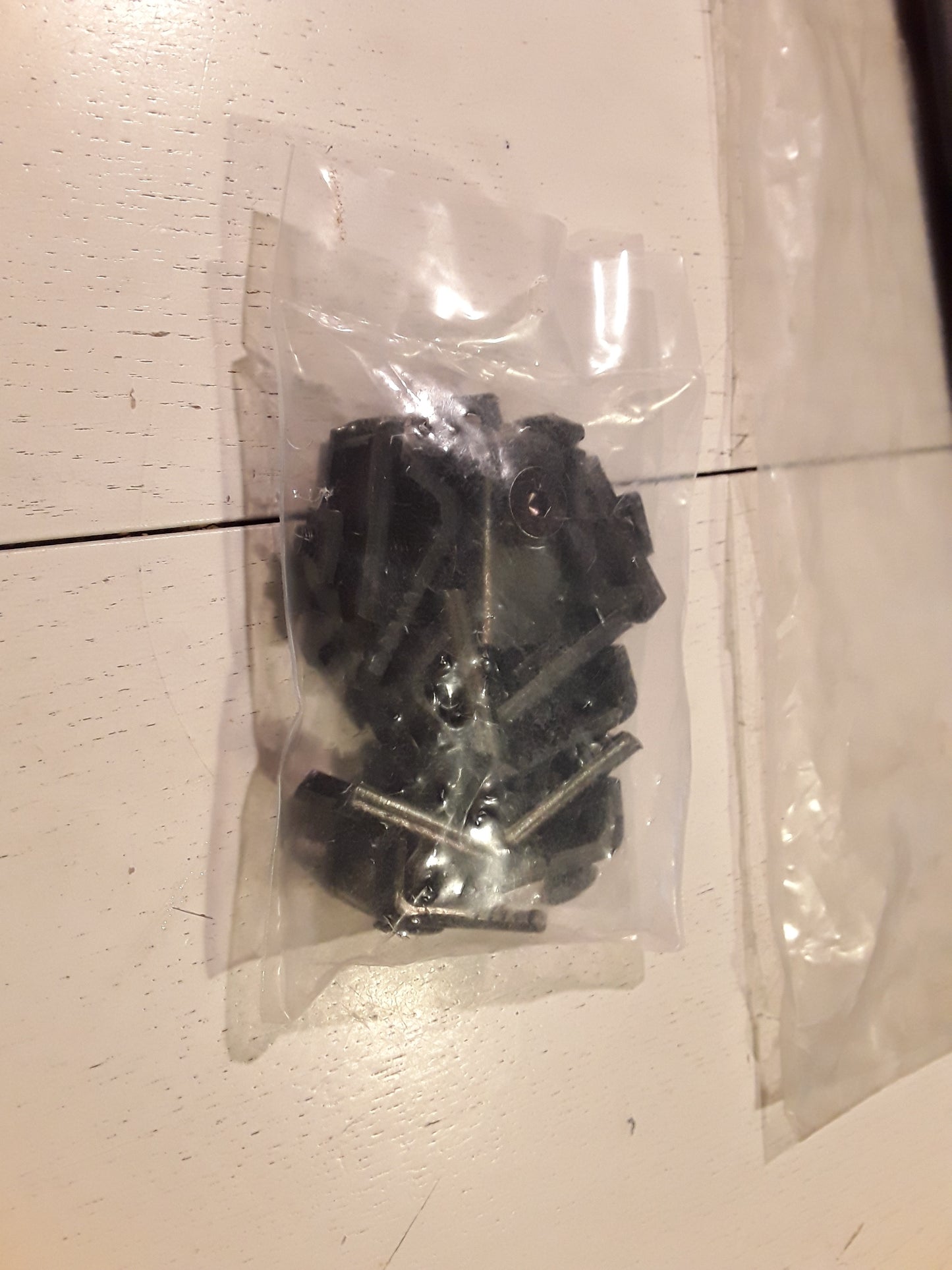 Kadett E Limo Schmutzfänger hinten mit Anbaumaterial original GM Opel NEU