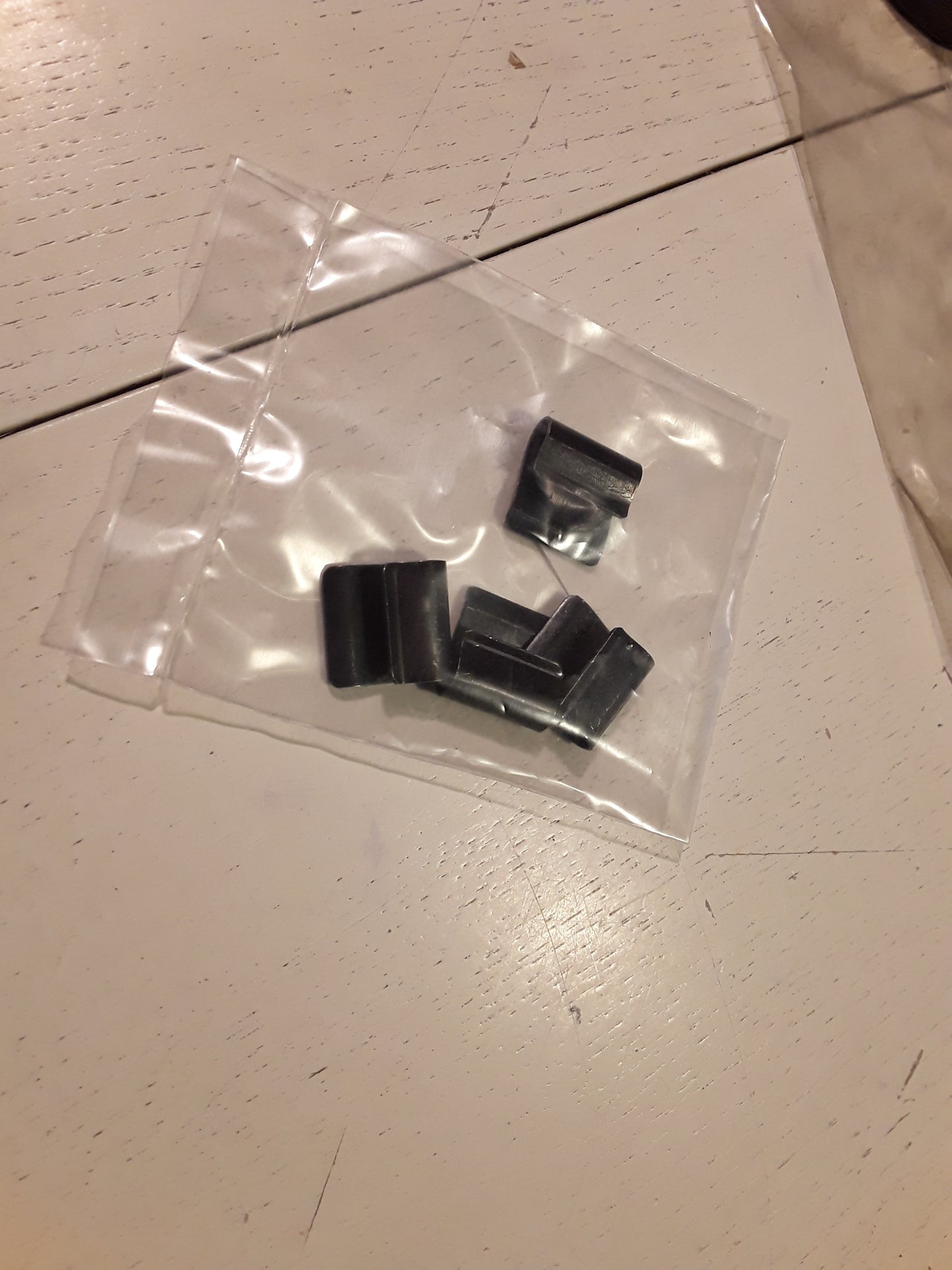 Corsa B Schmutzfänger hinten mit Anbaumaterial original GM Opel NEU