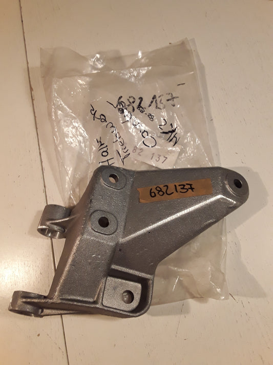 Cavalier MK2 82-88 Halter Triebwerk original GM Opel NEU