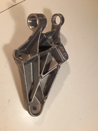 Cavalier MK2 82-88 Halter Triebwerk original GM Opel NEU