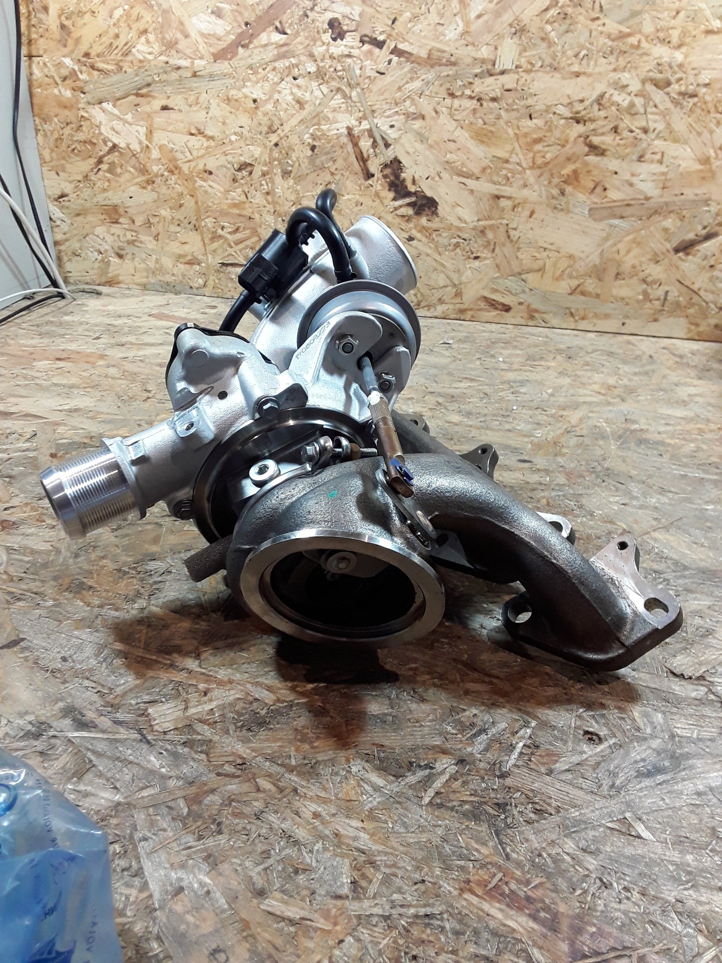 Astra J 1,4 Turbo uvm Turbolader  original GM Opel NEU