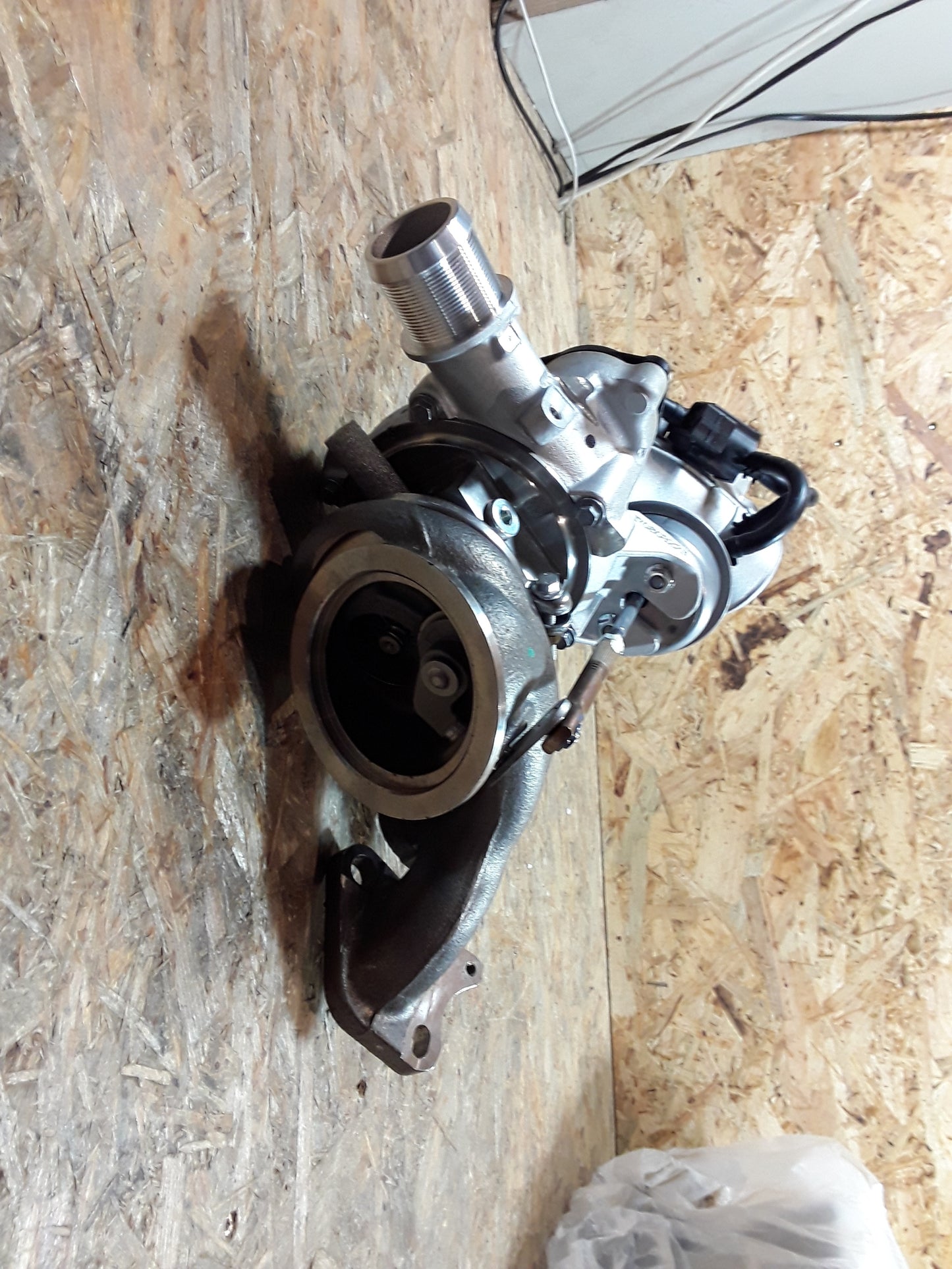 Astra J 1,4 Turbo uvm Turbolader  original GM Opel NEU