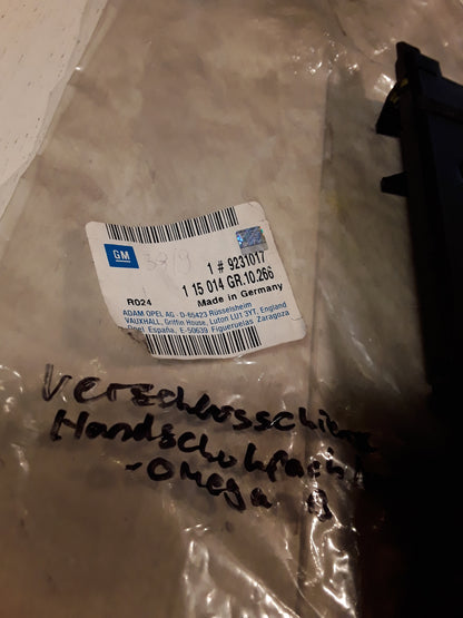 Omega B Verschlußschiene Handschuhfachkasten original GM Opel NEU