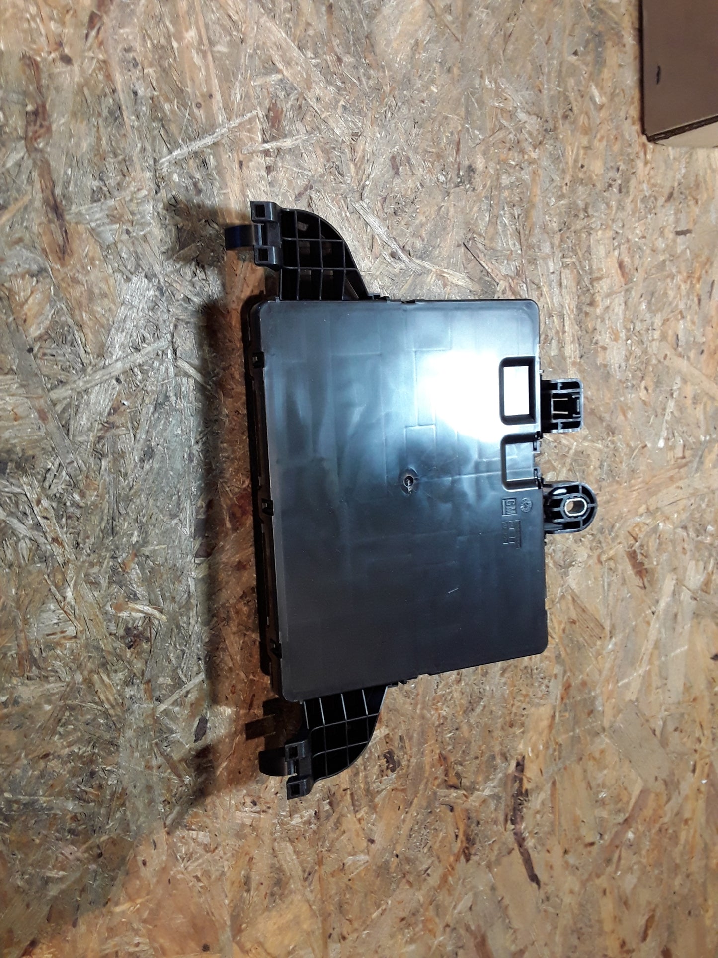 Insignia A Kombi Sicherungskasten Steuergerät original GM Opel NEU