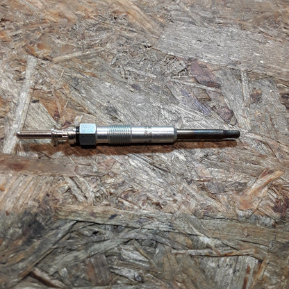 Omega B 2,5 DTI Glühkerze original GM Opel NEU