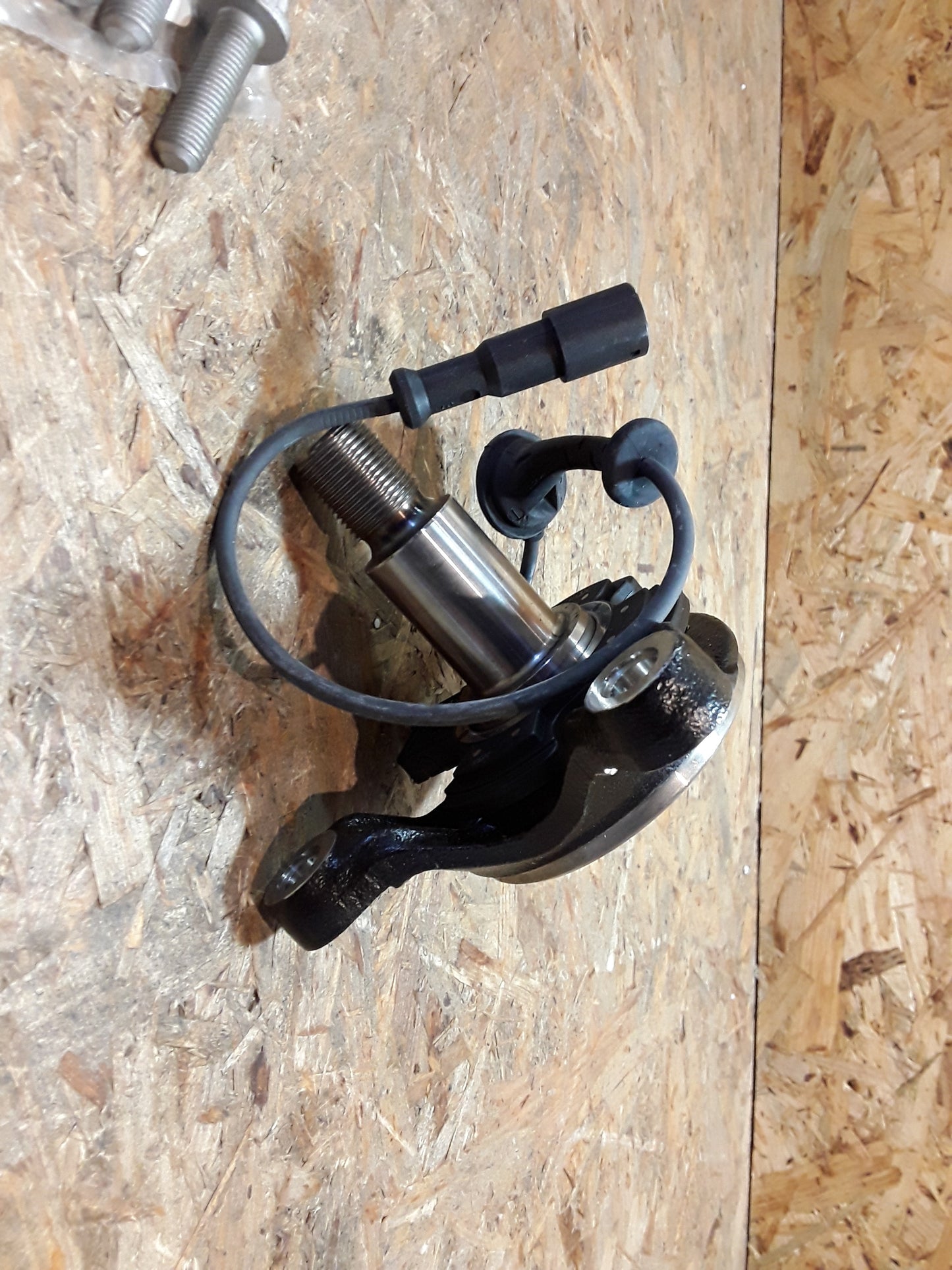 Tigra B Corsa C Stehbolzen Radlager ABS Sensor Hinterlasse hinten links original GM Opel NEU