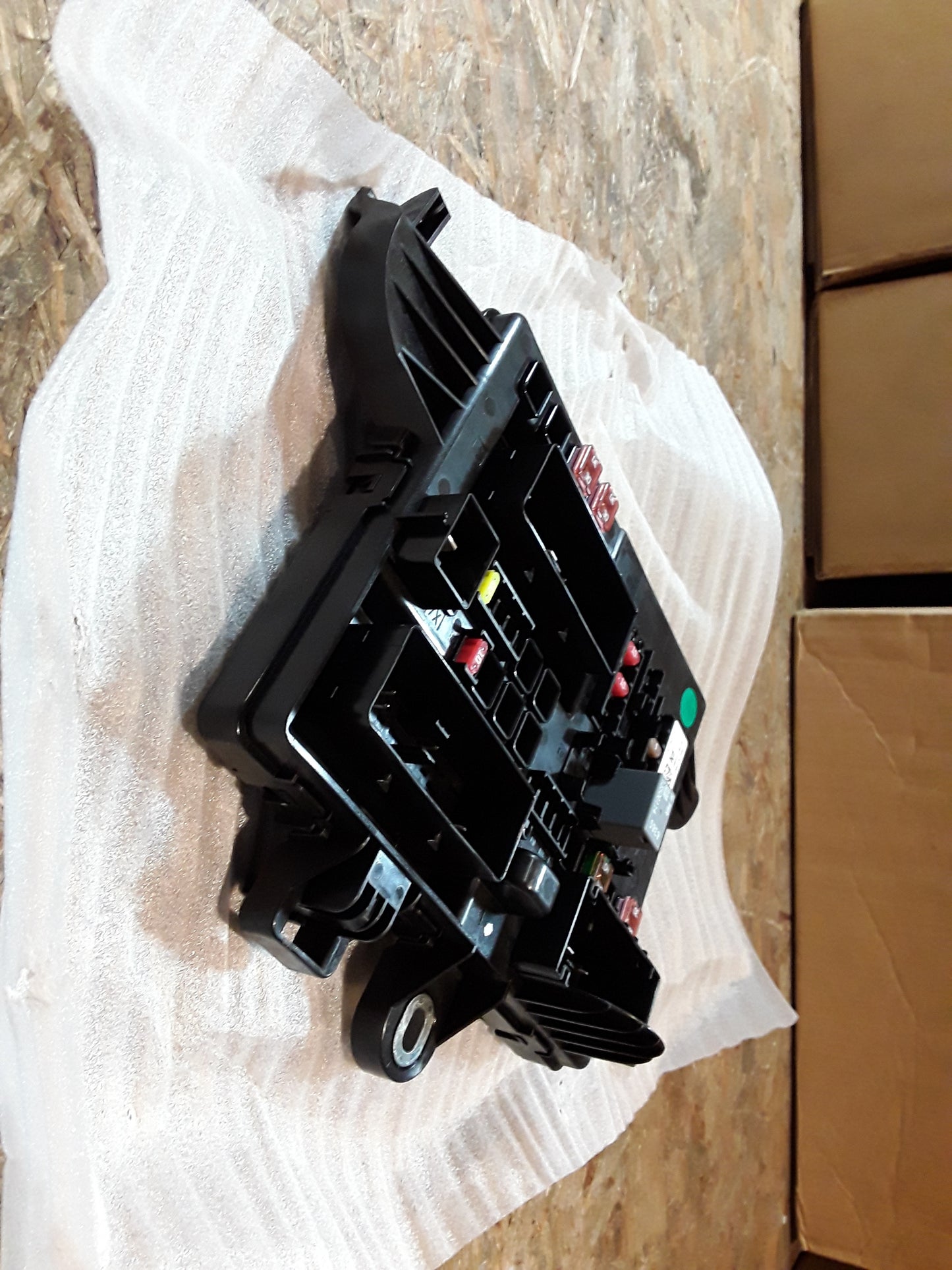 Insignia A Kombi-Sicherungskasten Steuergerät original GM Opel NEU