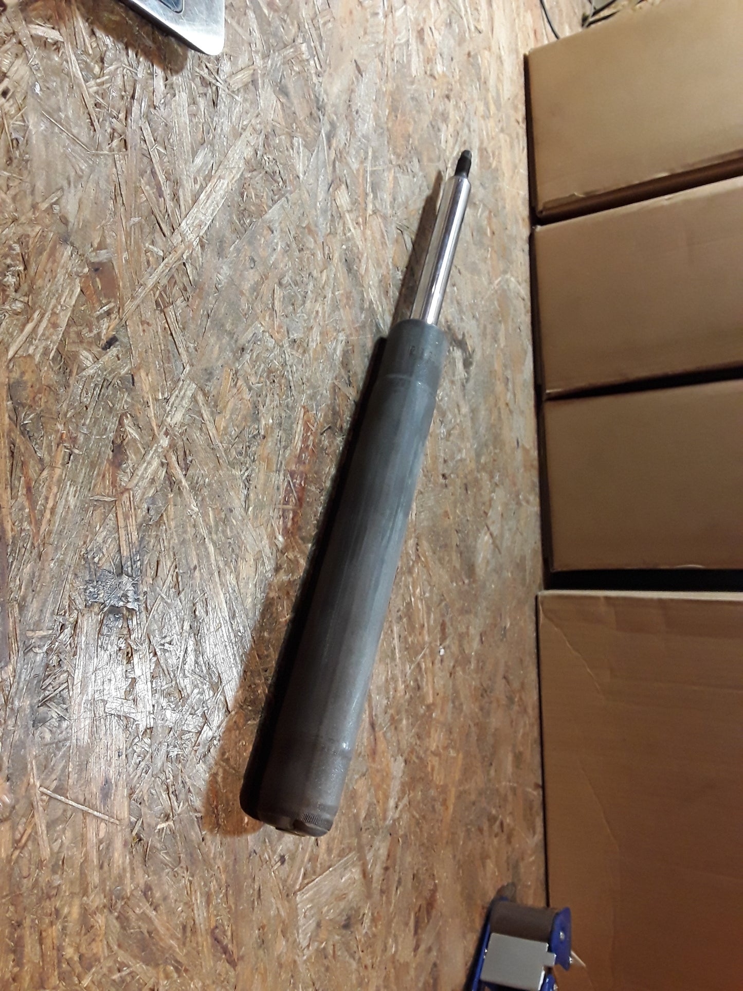 Astra F Stoßdämpfer vorne original GM Opel NEU