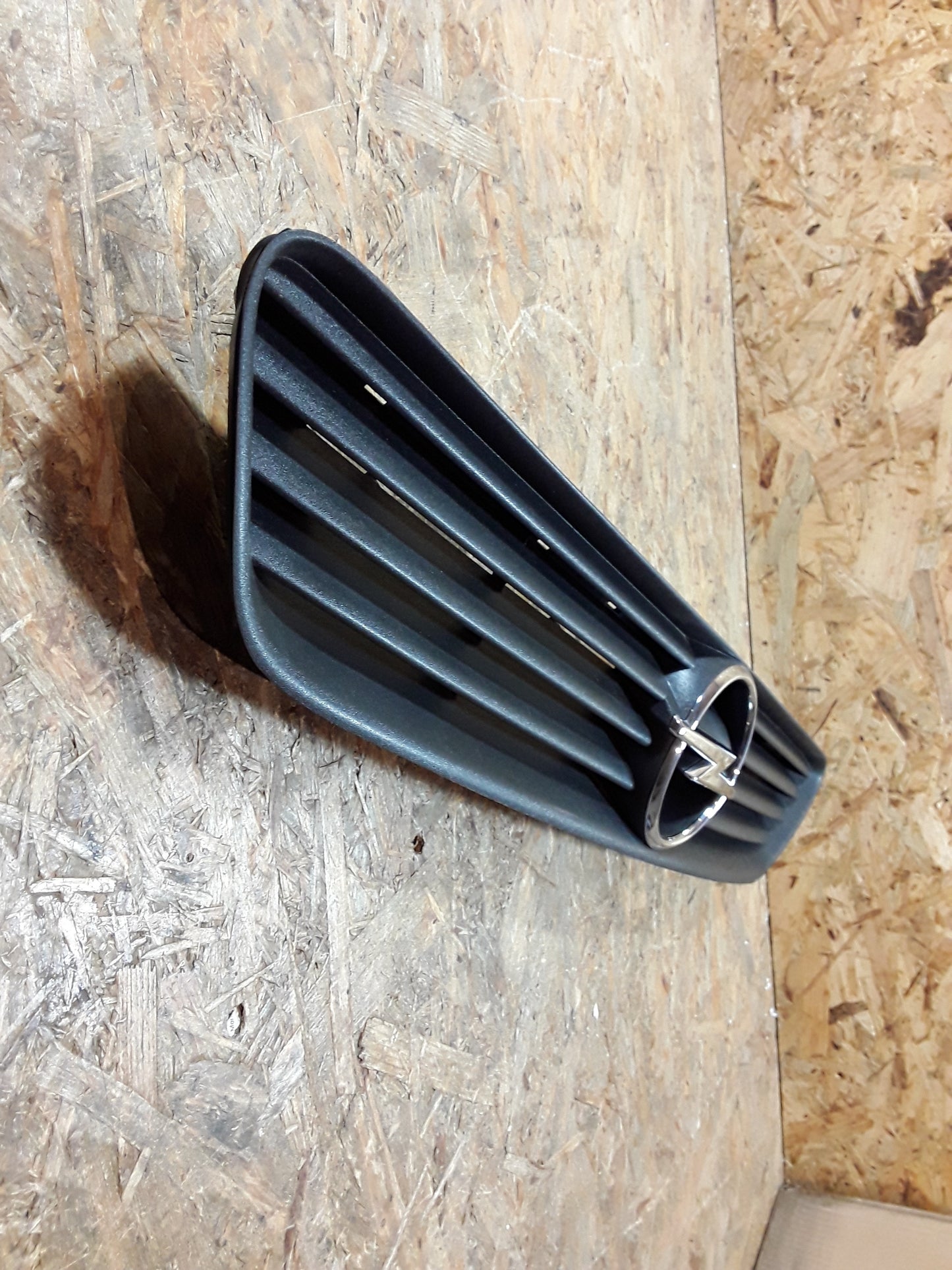 Astra G 04/98-03/04 Frontgrill original GM Opel NEU