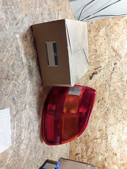 Astra F Rückleuchte hinten rechts original GM Opel NEU