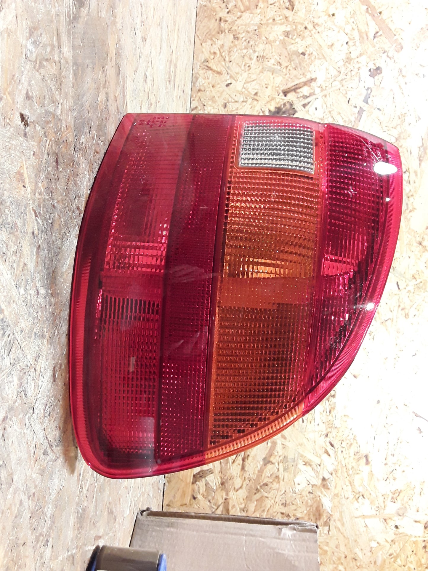 Astra F Rückleuchte hinten rechts original GM Opel NEU