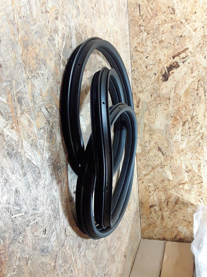 Fiat Linea 2009-2014 \ Linea Fase 1 2015-2016 Fahrerseite hinten original Fiat NEU