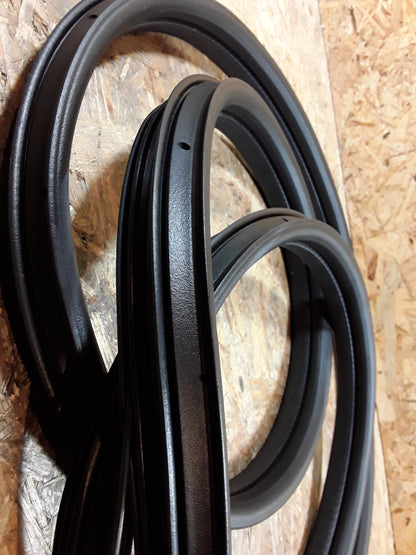 Fiat Linea 2009-2014 \ Linea Fase 1 2015-2016 Fahrerseite hinten original Fiat NEU