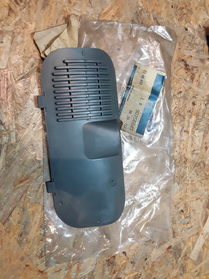 Kadett E Abdeckung Lampen links hinten original GM Opel NEU