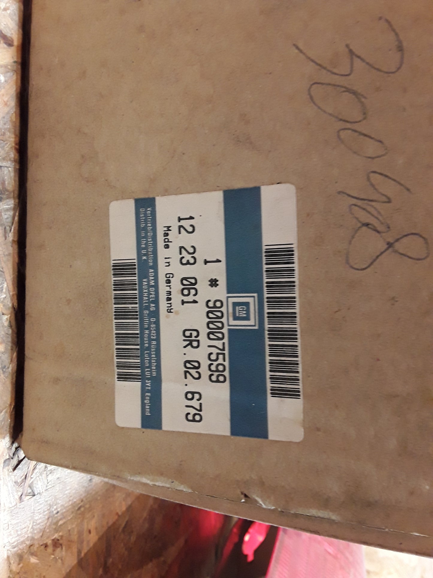 Kadett E Heckleuchte links original GM Opel NEU