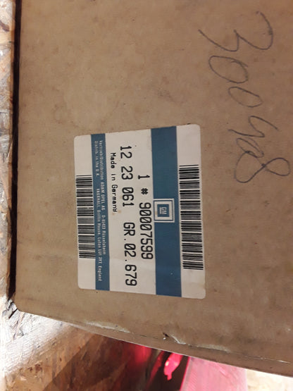 Kadett E Heckleuchte links original GM Opel NEU