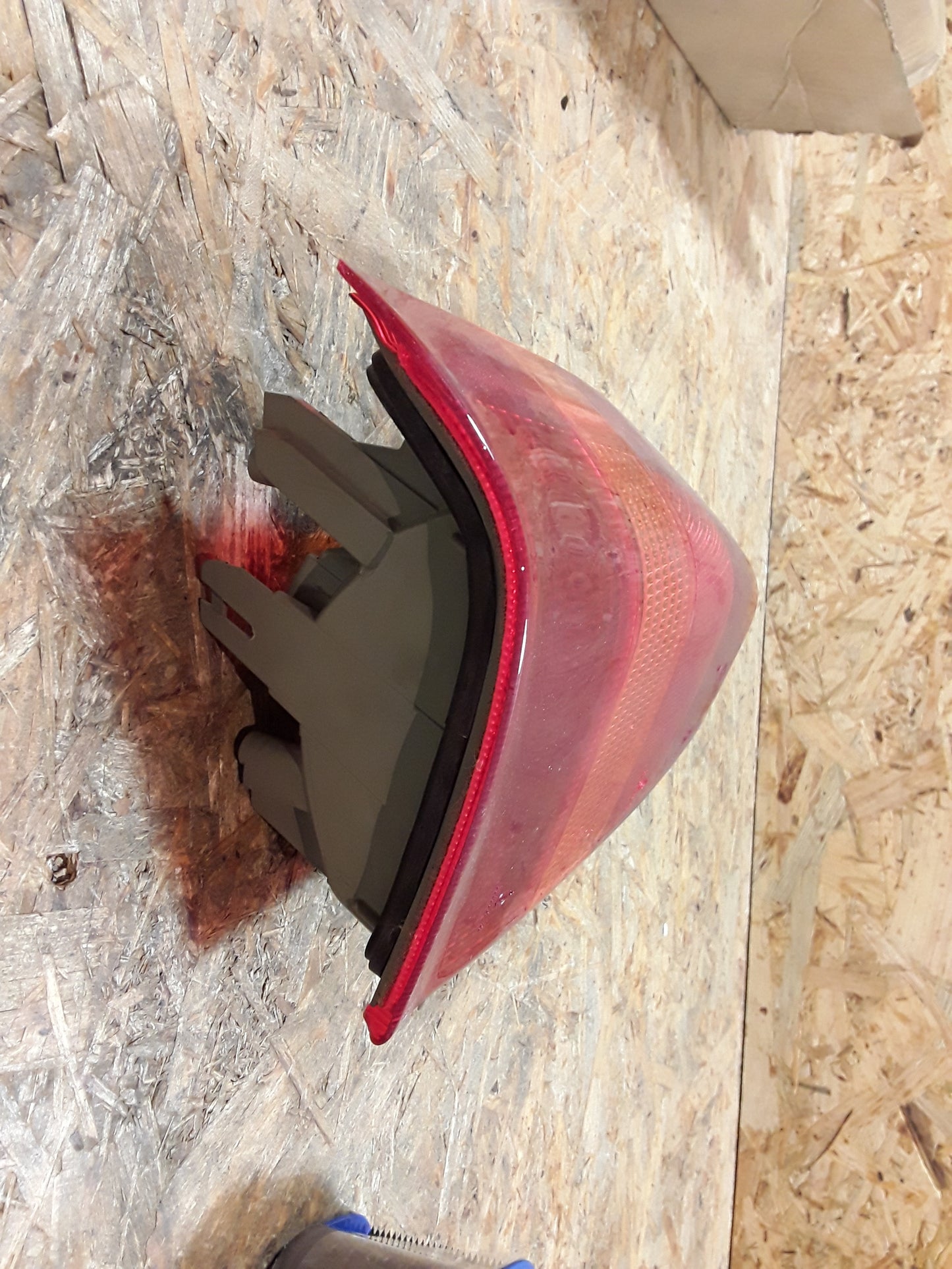 Kadett E Heckleuchte links original GM Opel NEU