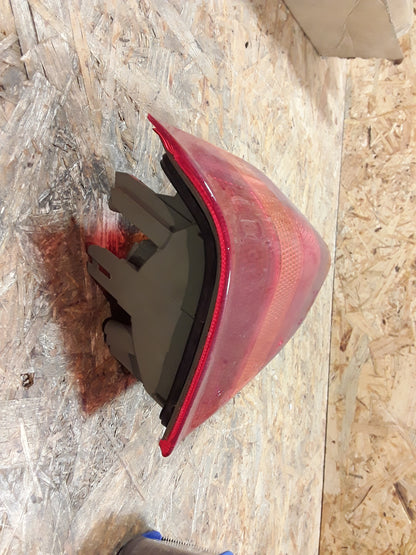 Kadett E Heckleuchte links original GM Opel NEU