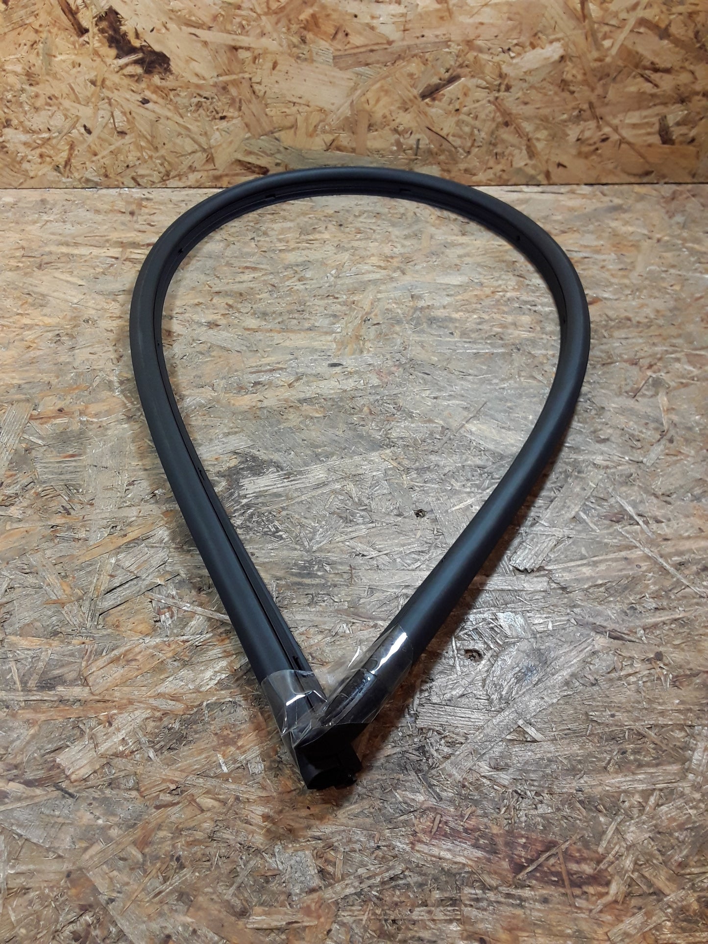 Astra H 5 Türer Schrägheck Gummiabdichtung Einstiegsleiste links original GM Opel NEU