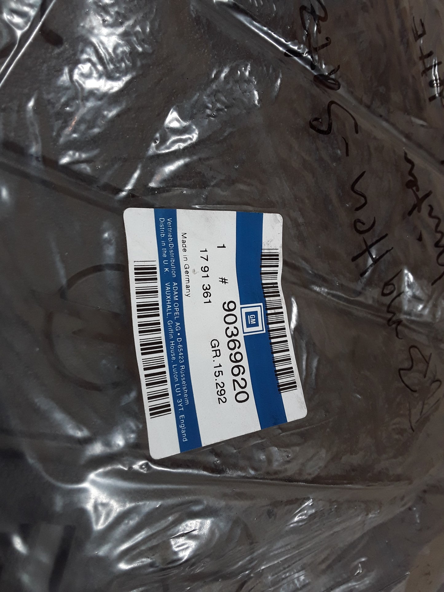 Kadett E Fußmattensatz hinten original GM Opel NEU