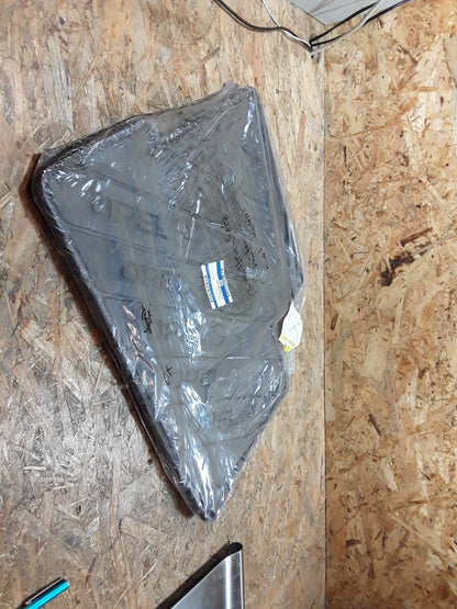 Kadett E Fußmattensatz hinten original GM Opel NEU