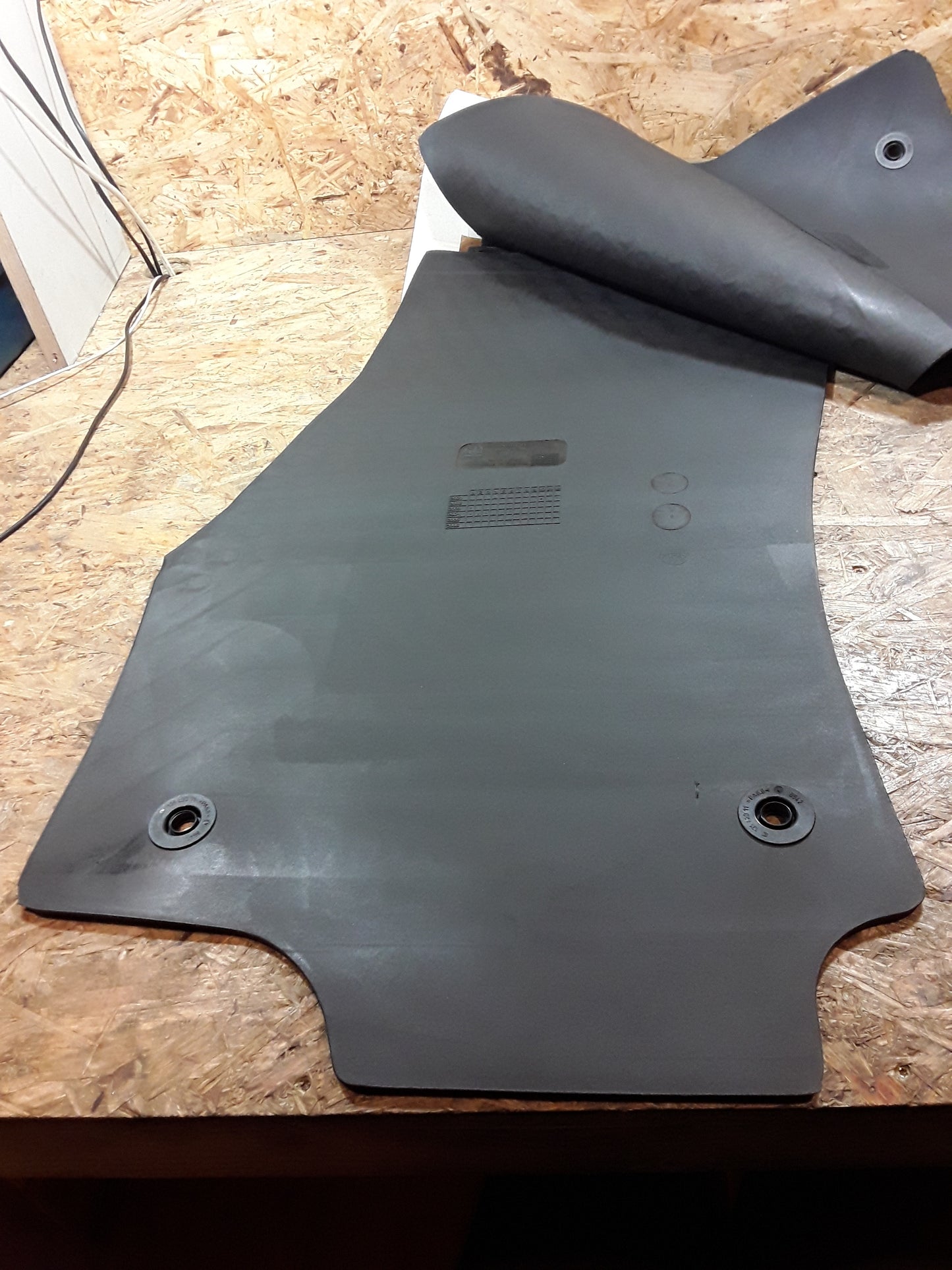 Astra H Passformgummimattensatz vorne original GM Opel NEU