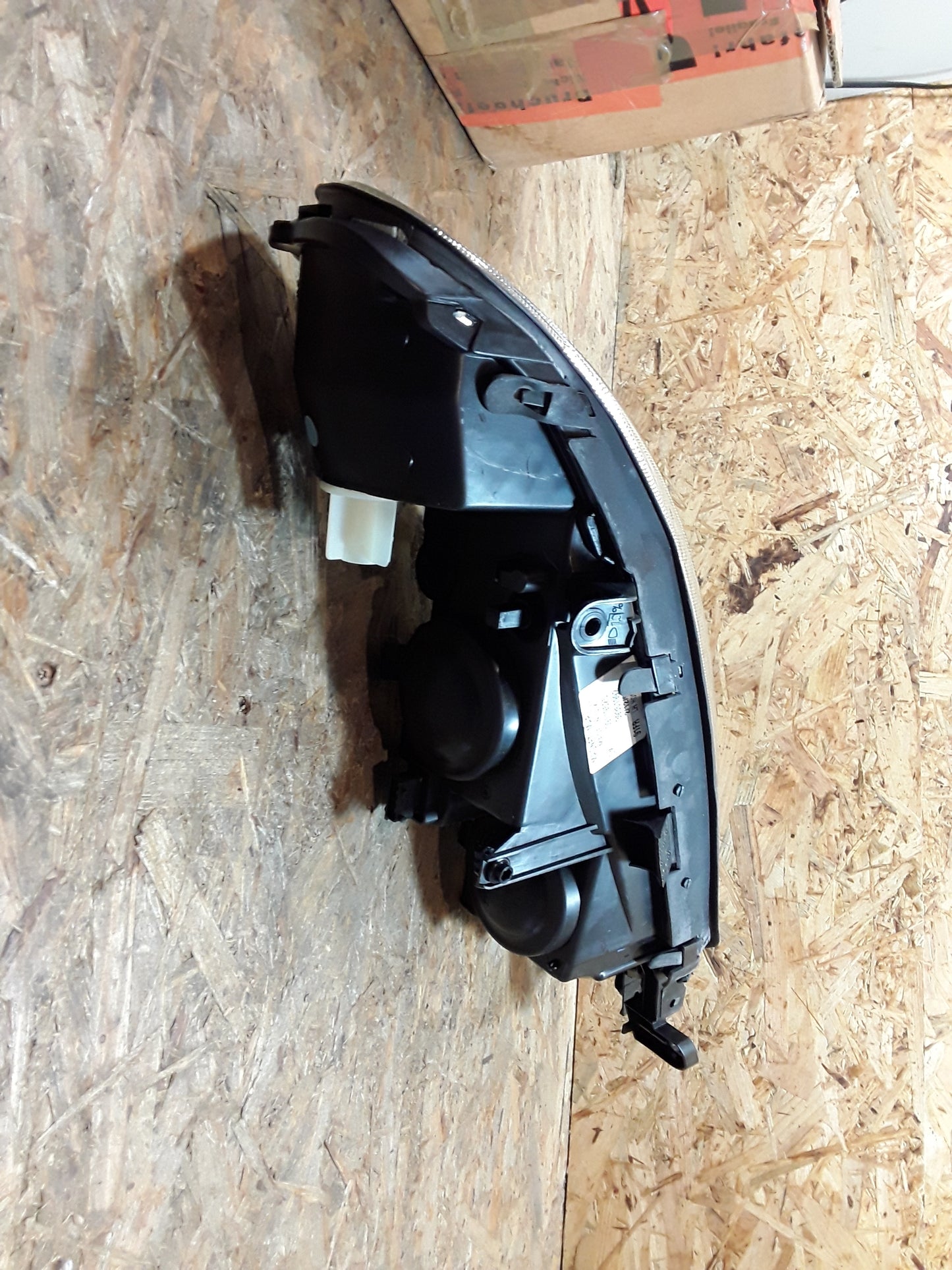Vectra B Scheinwerfer links original GM Opel NEU