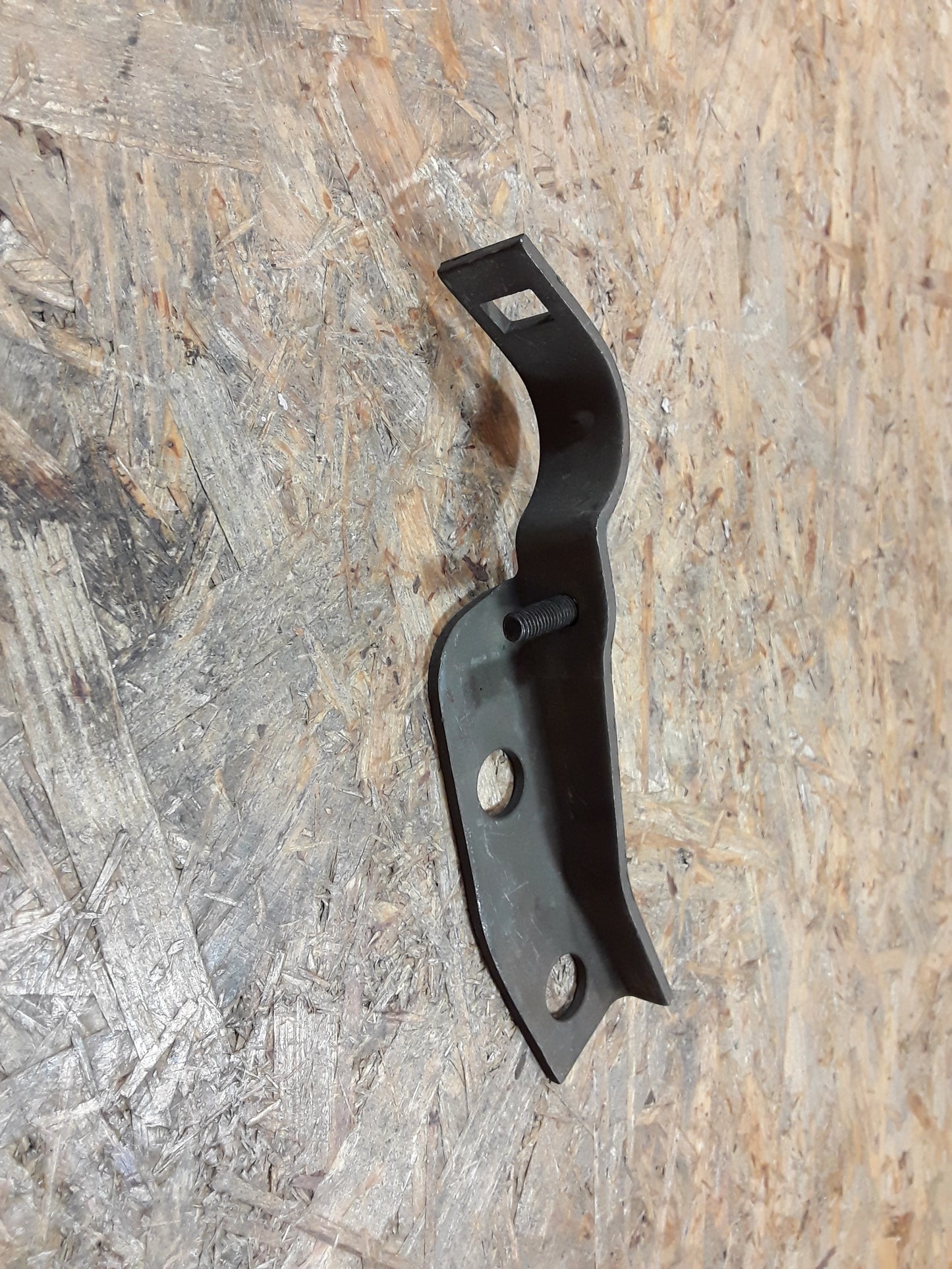 Rekord E Verbindungsschiene Auspuffaufhängung original GM Opel NEU