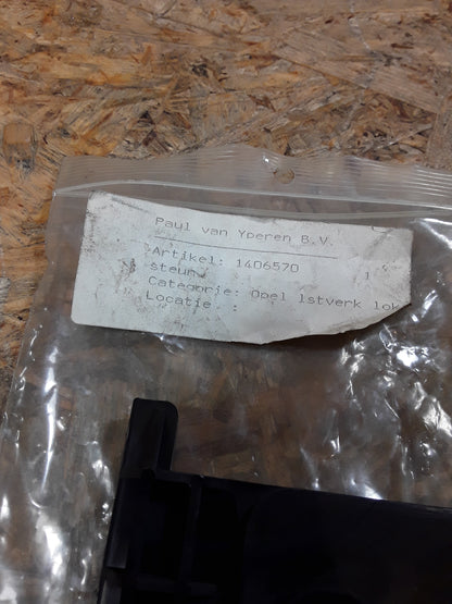 Rekord E Halter Stoßstange hinten Gleitstück original GM Opel NEU