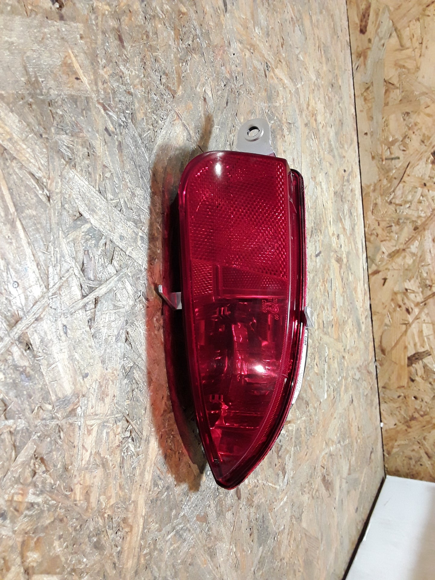 Corsa C Reflektor hinten links original GM Opel NEU