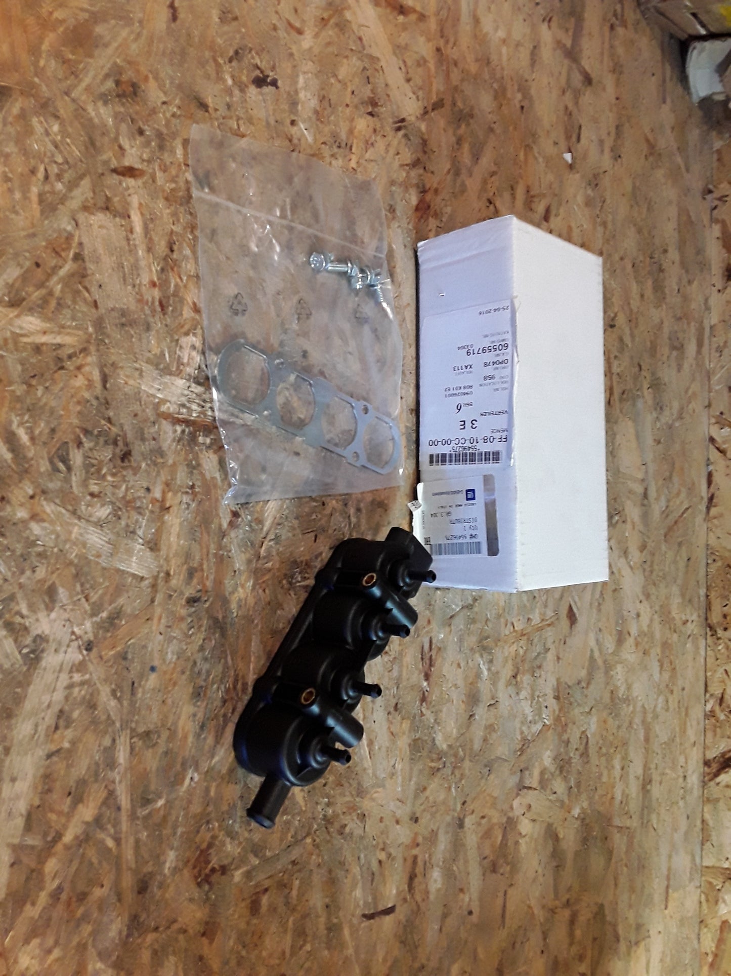 Meriva 1,4 Turbo ecoflex Kraftstoffverteilrohr original GM Opel NEU