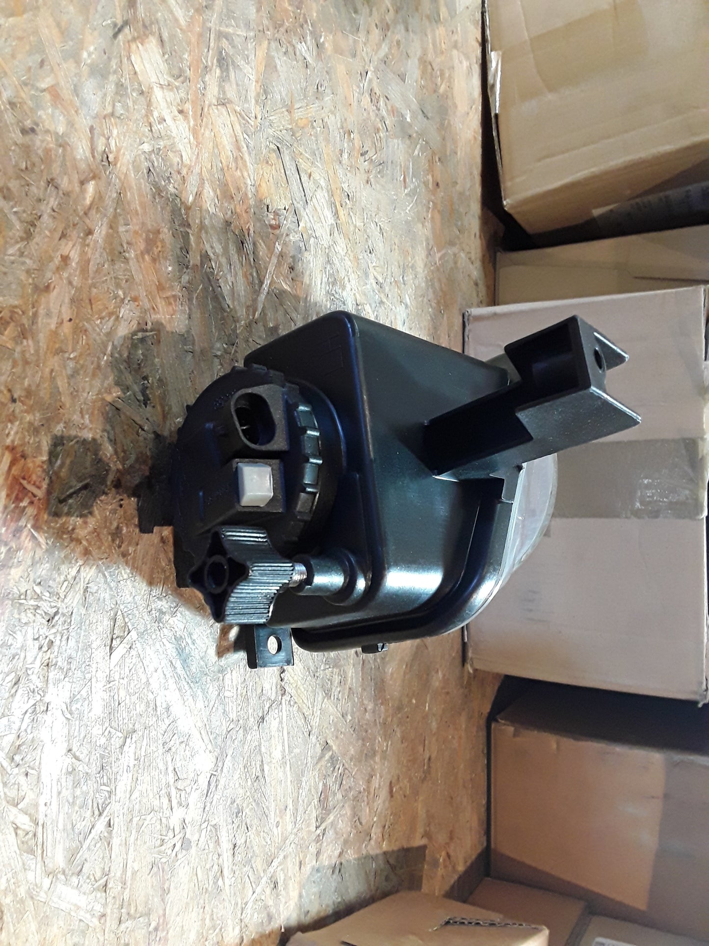 Corsa B Tigra A 1,4 Nebelscheinwerfer links original GM Opel NEU