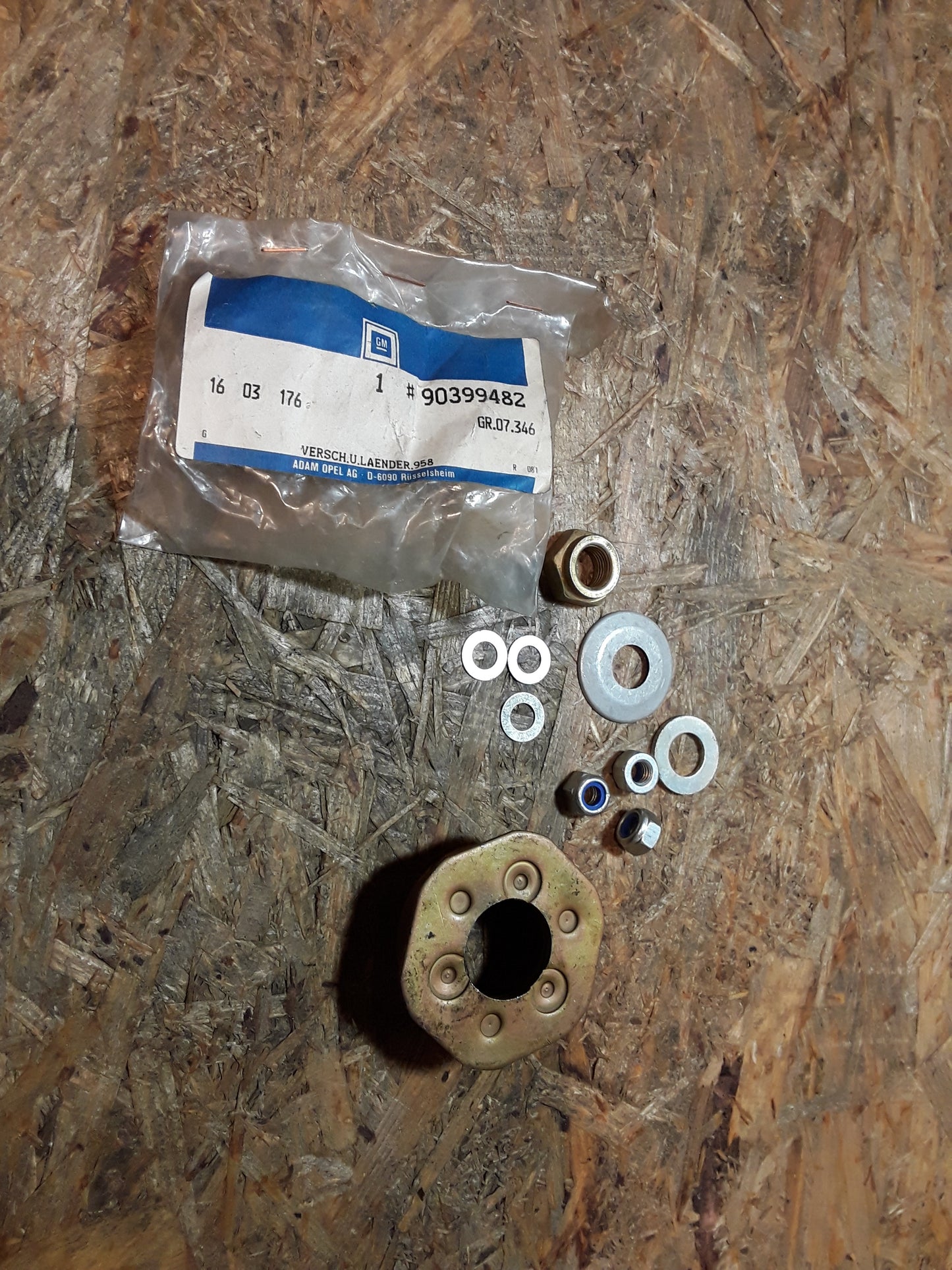 Rekord E Befestigungsteile Satz original GM Opel NEU
