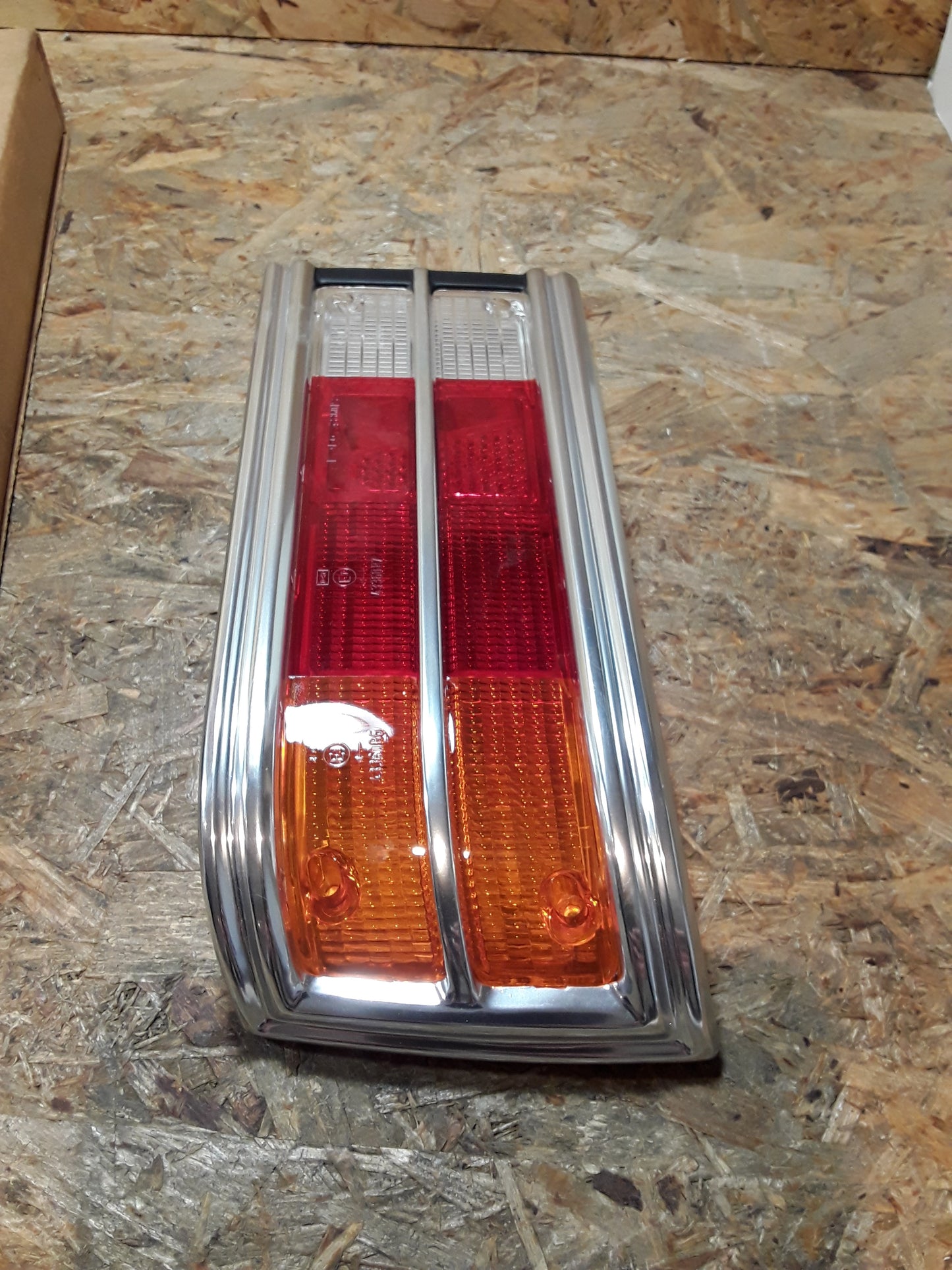 Commodore B Rücklicht hinten rechts original GM Opel NEU