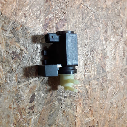 Corsa A Unterdrucksensor Druckwandler original GM Opel NEU