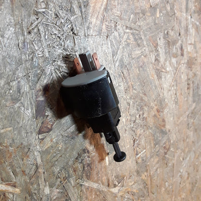 Vectra B Zafira A Bremslichtschalter original GM Opel NEU