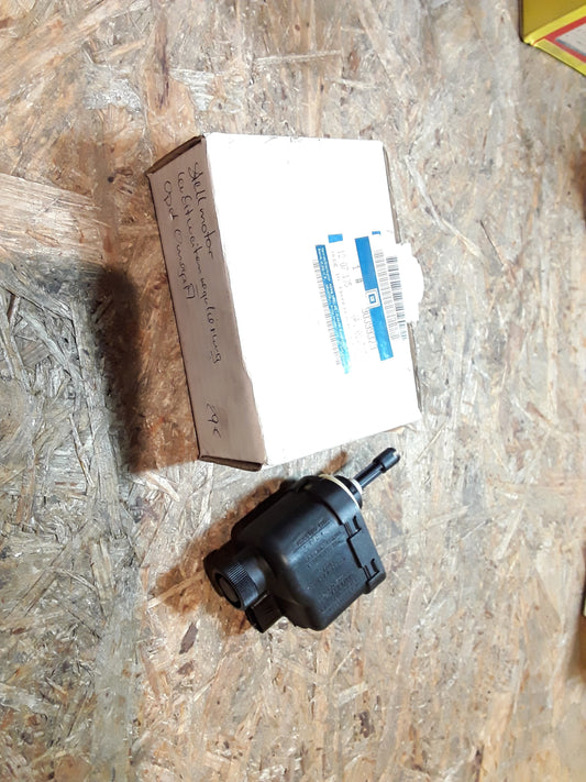 Omega A Stellmotor Leuchtweitenregulierung original GM Opel NEU