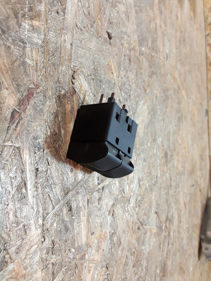 Omega B Schalter Nebelschlussleuchte original GM Opel NEU