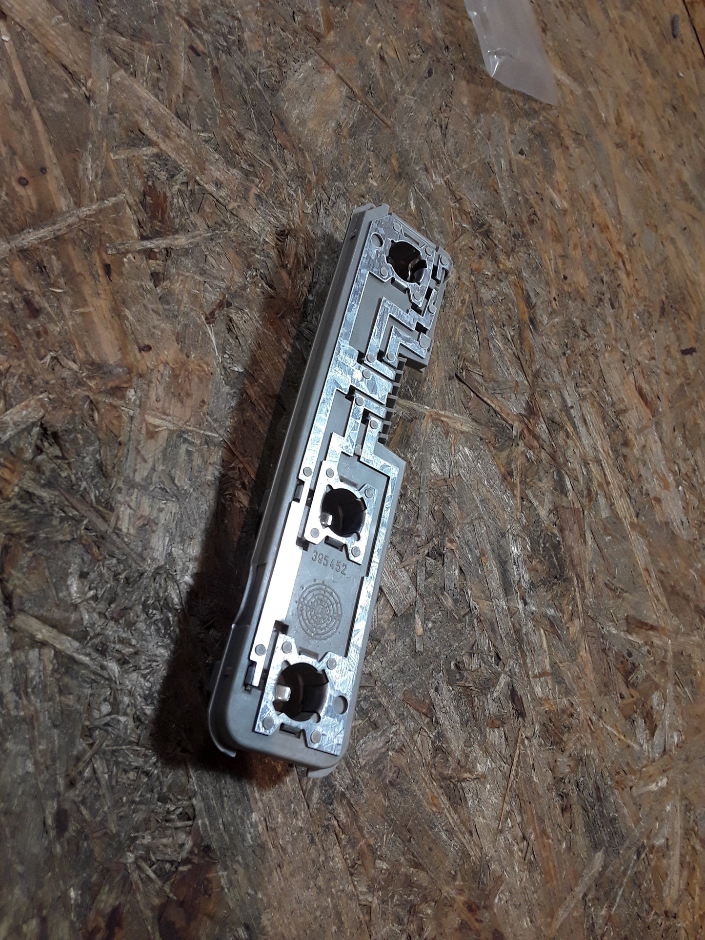 Kadett E Lampenträger Rückleuchte original GM Opel NEU