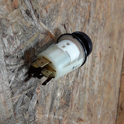 Kadett E Heckscheibenheizung Schalter original GM Opel NEU