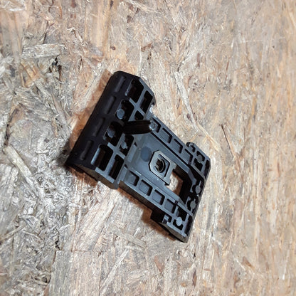 Rekord E Halter Stoßstange hinten rechts original GM Opel NEU