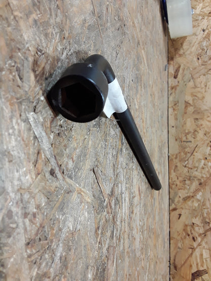 Admiral B Diplomat B Omega A Ascona B/C Kadett C/D Monza Senator A Rekord C/D/E Radmutterschlüssel original GM Opel NEU