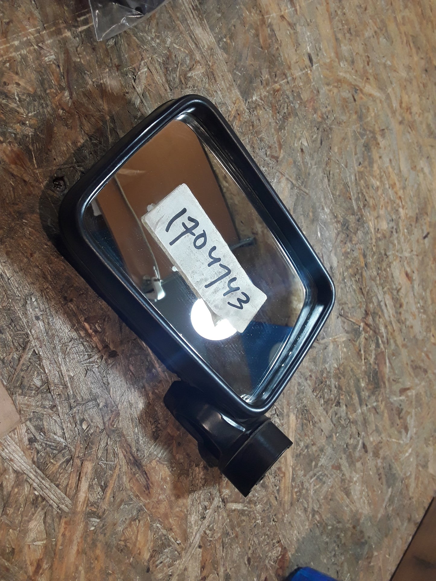 Rekord E Außenspiegel links original GM Opel NEU