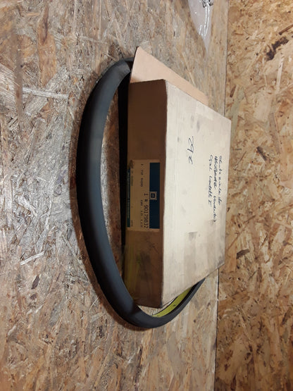 Kadett E Schutzzierleiste Vordertüre original GM Opel NEU