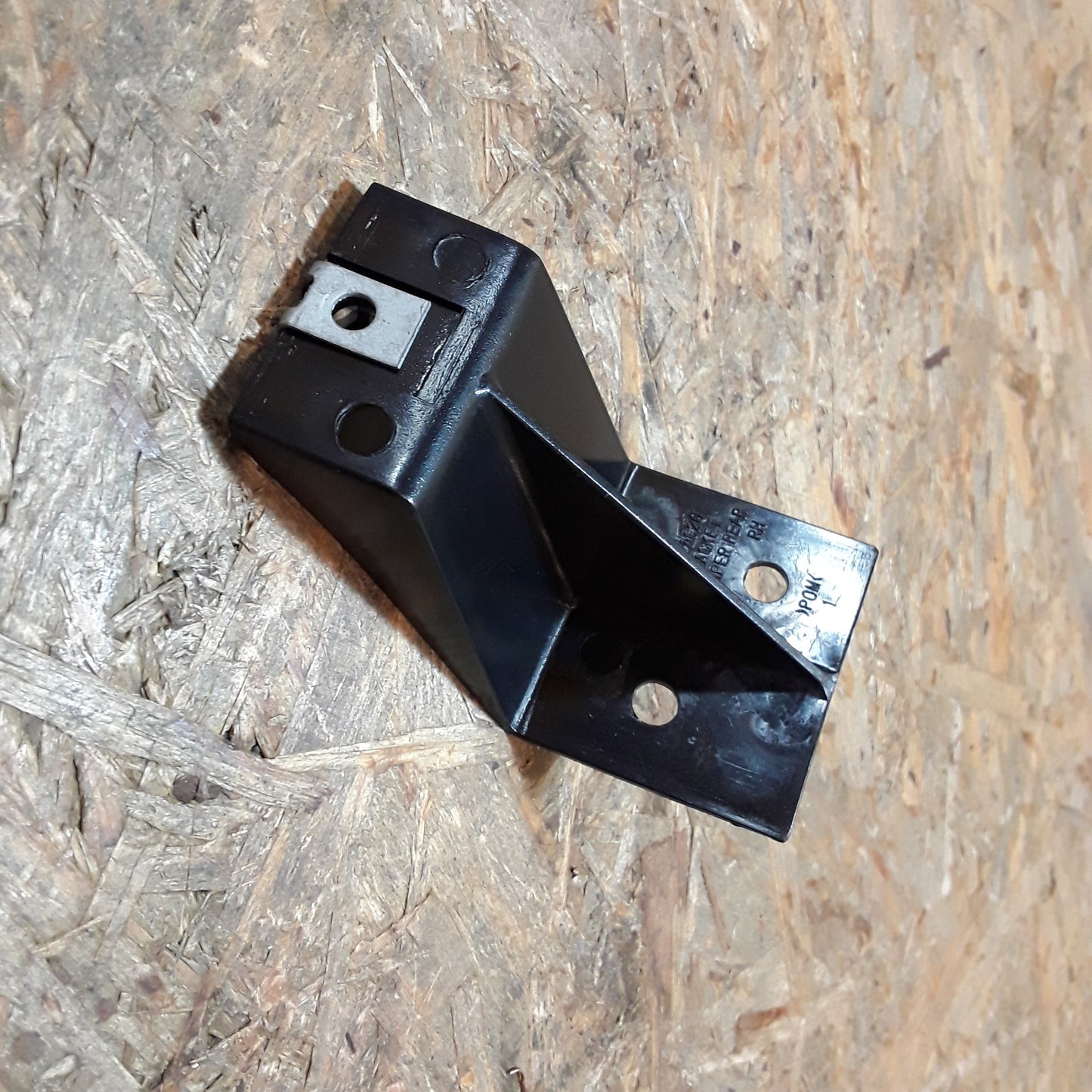 Chevrolet/ Daewoo Matiz Spoiler Halter unten hinten original GM Opel NEU