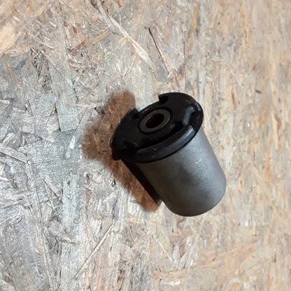 Modell leider unbekannt Achskörper Lagerung hinten original GM Opel NEU